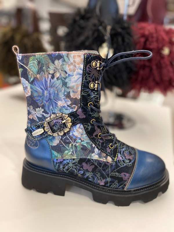 Bunte Boots von Laura Vita bei Schuhhaus Griese