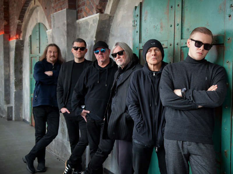 Die sechs Musiker der Band Tallyman